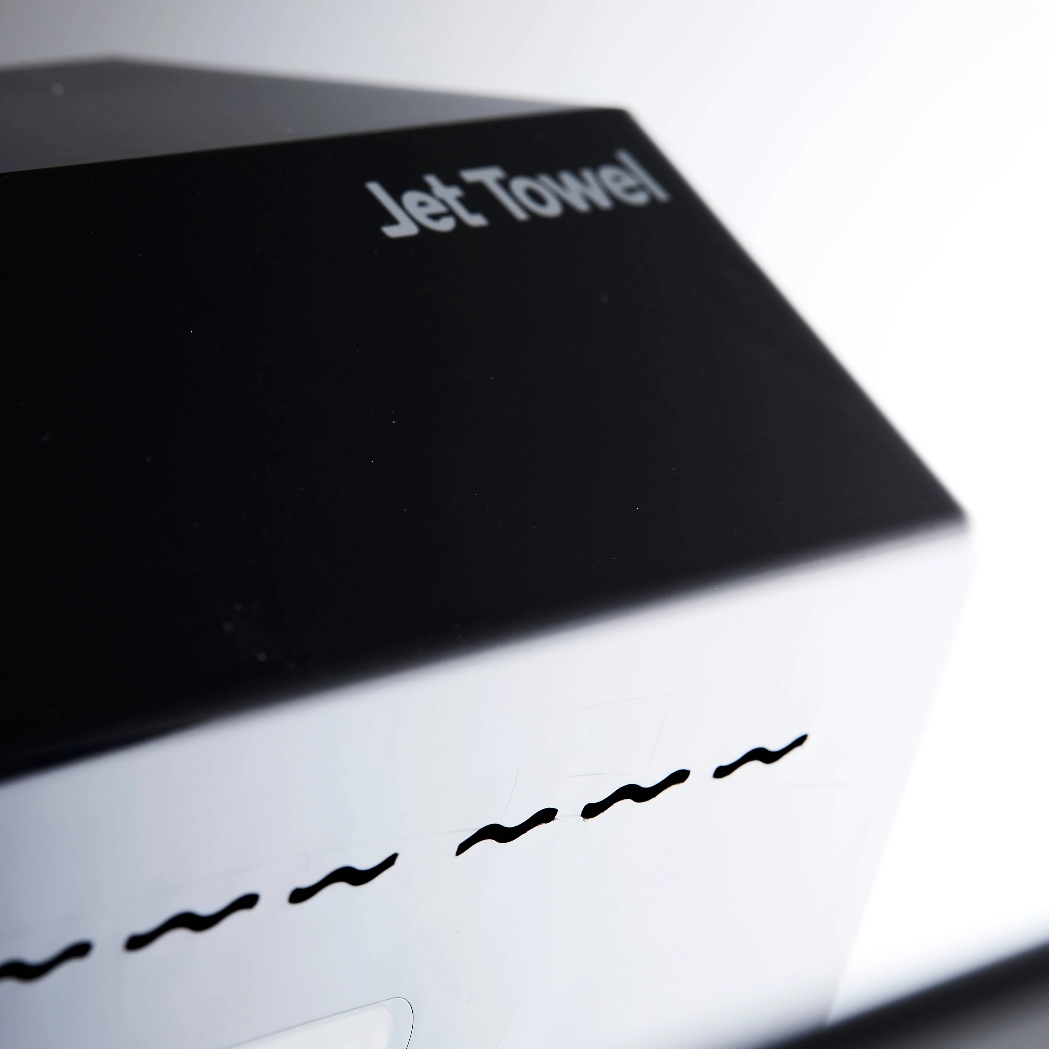 Mitsubishi Jet Towel Slim Wave i01 Heated Hand Dryer - Image 5