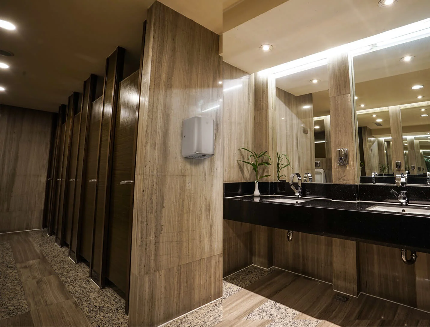 Turboforce Junior PLUS Hand Dryer - Image 4